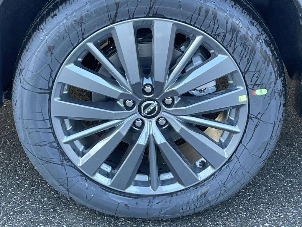 new 2025 Nissan Pathfinder car, priced at $42,280