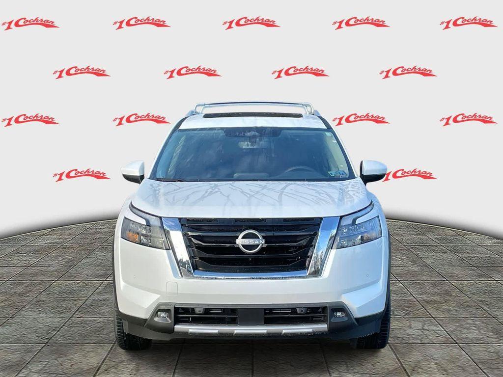 new 2025 Nissan Pathfinder car, priced at $42,280