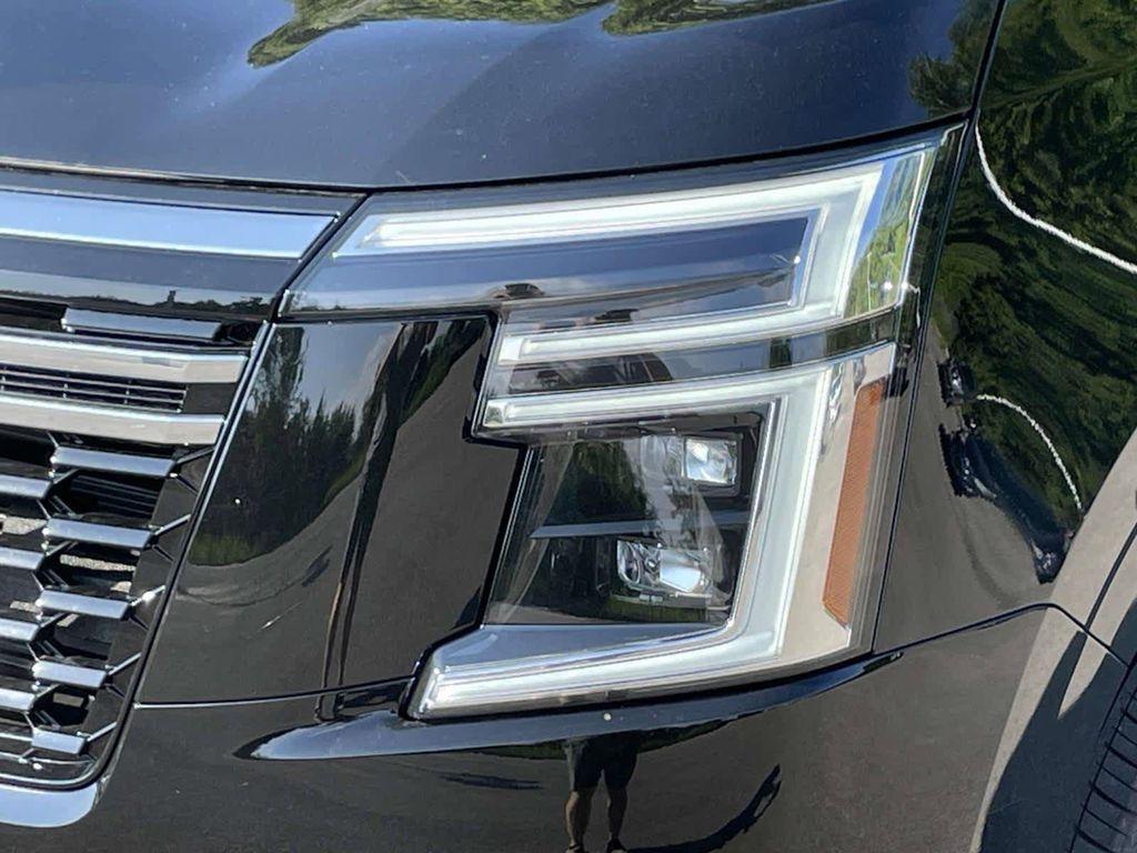new 2025 Nissan Armada car, priced at $75,258