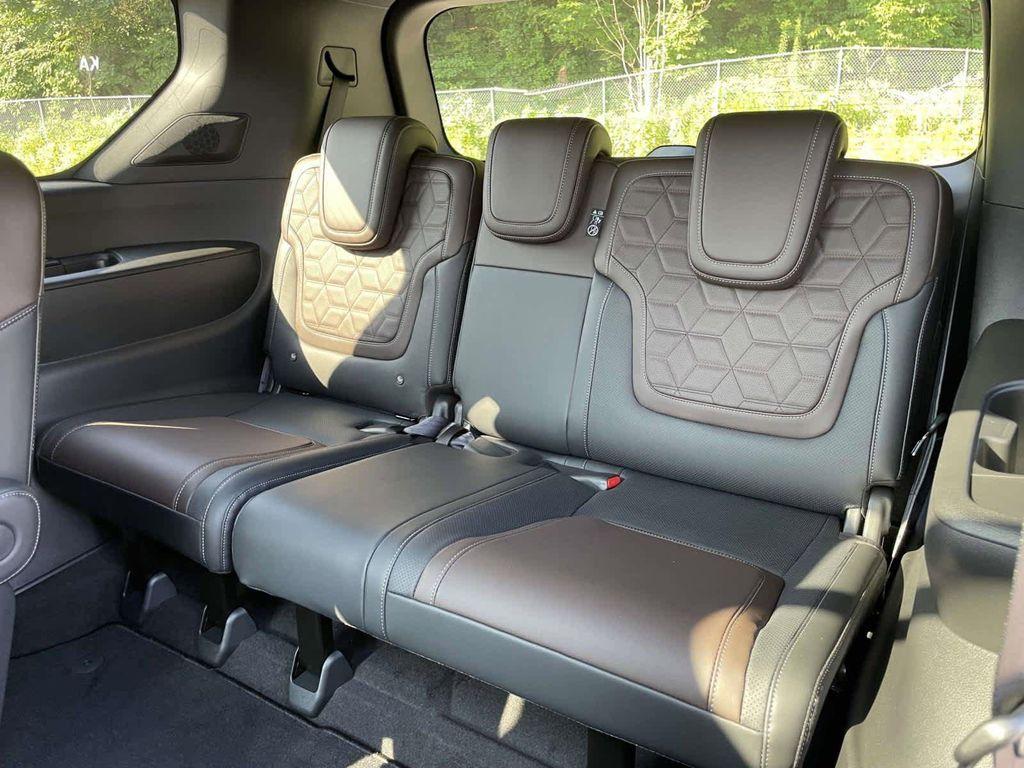 new 2025 Nissan Armada car, priced at $75,258
