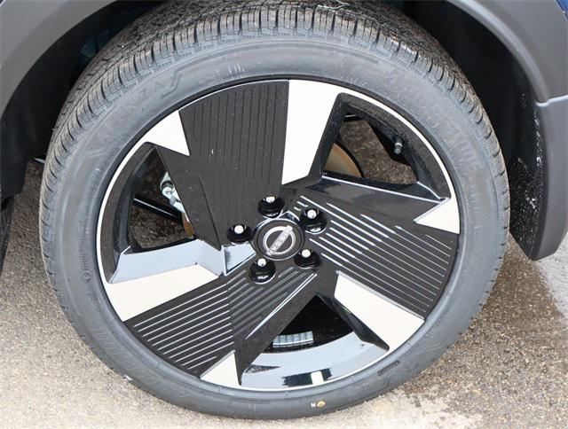 new 2025 Nissan Kicks car, priced at $29,514