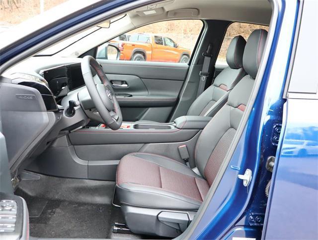 new 2025 Nissan Kicks car, priced at $29,514