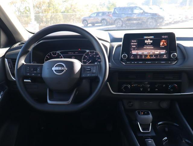 new 2025 Nissan Frontier car, priced at $45,325