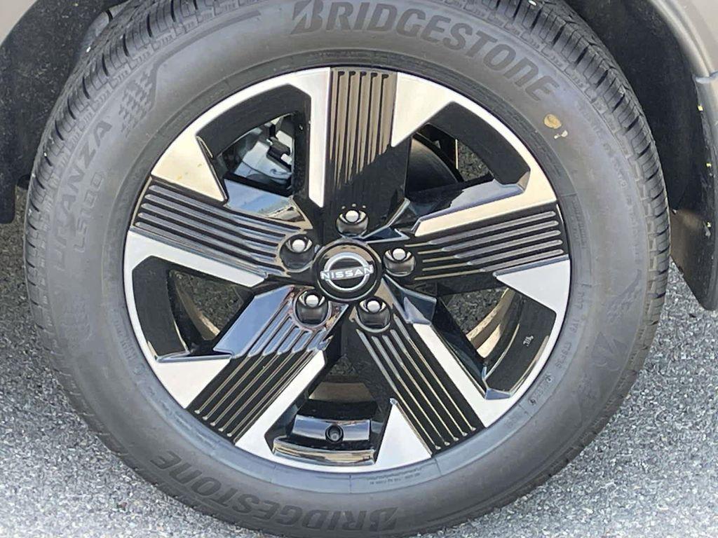new 2026 Nissan Kicks car, priced at $29,390