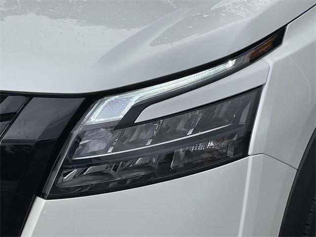 used 2024 Nissan Pathfinder car, priced at $34,810