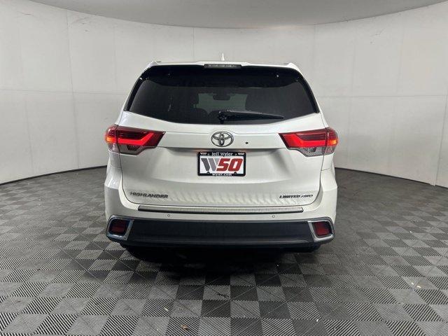 used 2018 Toyota Highlander car, priced at $21,880