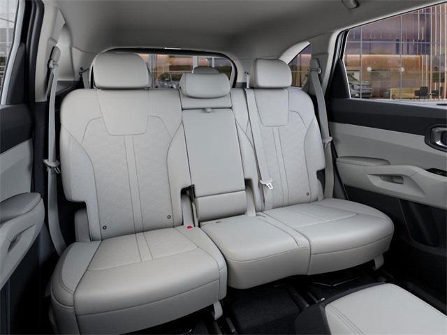 new 2025 Kia Sorento car, priced at $37,018