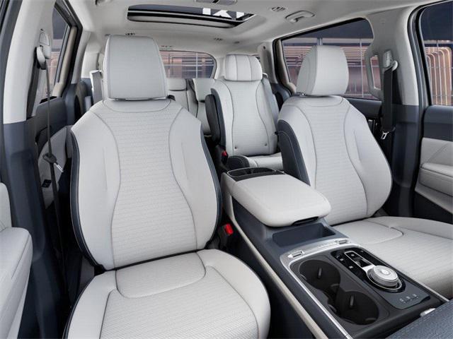 new 2025 Kia Carnival Hybrid car, priced at $52,709