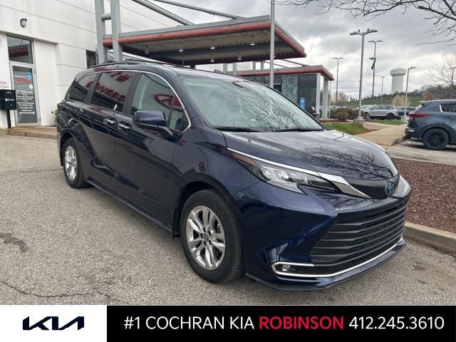 used 2024 Toyota Sienna car, priced at $48,909