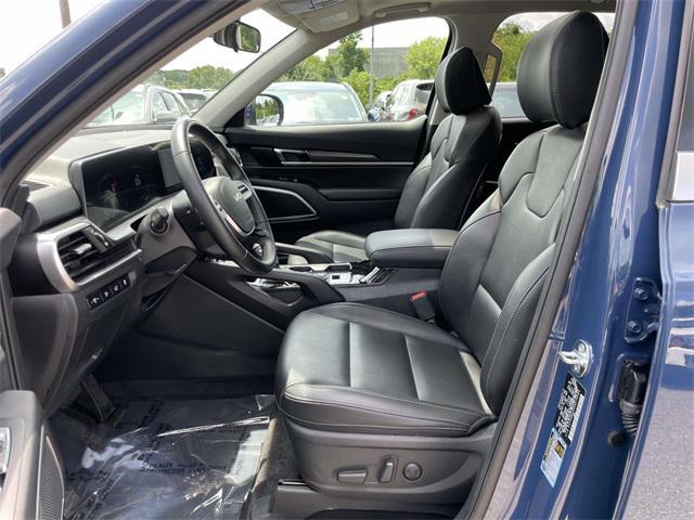used 2025 Kia Telluride car, priced at $37,710