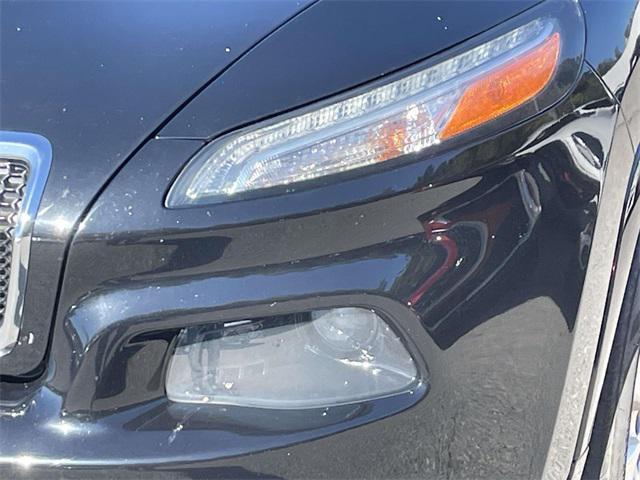 used 2018 Jeep Cherokee car, priced at $15,983