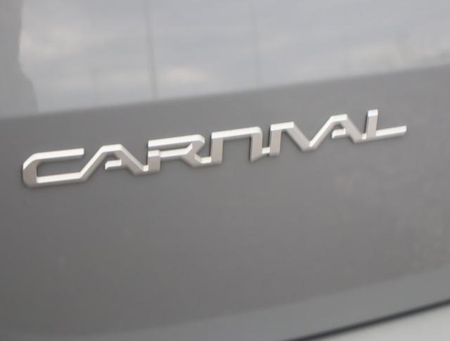 used 2024 Kia Carnival car, priced at $42,790