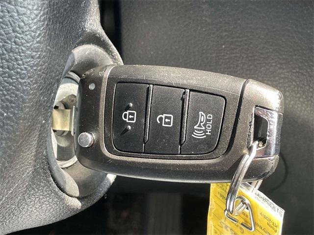 used 2020 Hyundai Santa Fe car, priced at $16,981