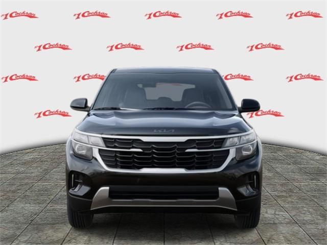 new 2025 Kia Seltos car, priced at $25,599