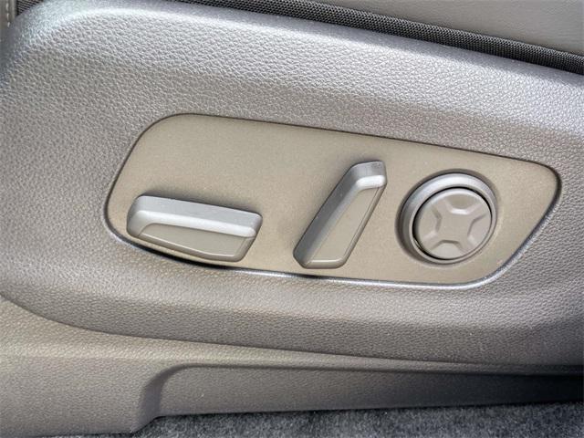 used 2026 Kia Carnival Hybrid car, priced at $42,879