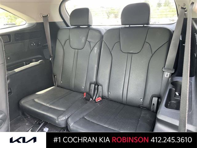 used 2023 Kia Sorento Hybrid car, priced at $31,073