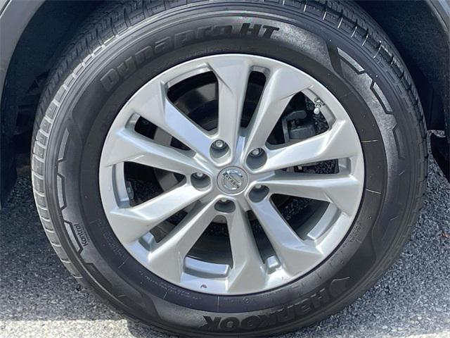 used 2016 Nissan Rogue car, priced at $15,520