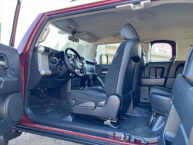 used 2008 Toyota FJ Cruiser car, priced at $17,999