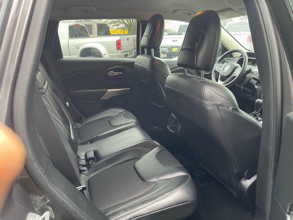 used 2018 Jeep Cherokee car, priced at $15,999