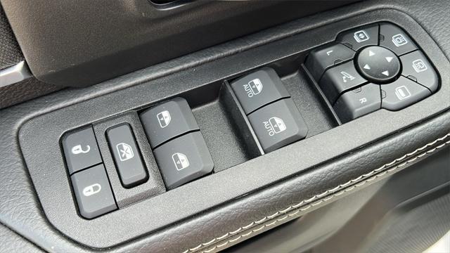 new 2025 Ram 2500 car, priced at $71,413