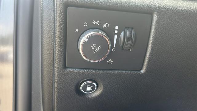 used 2021 Jeep Grand Cherokee car, priced at $24,995