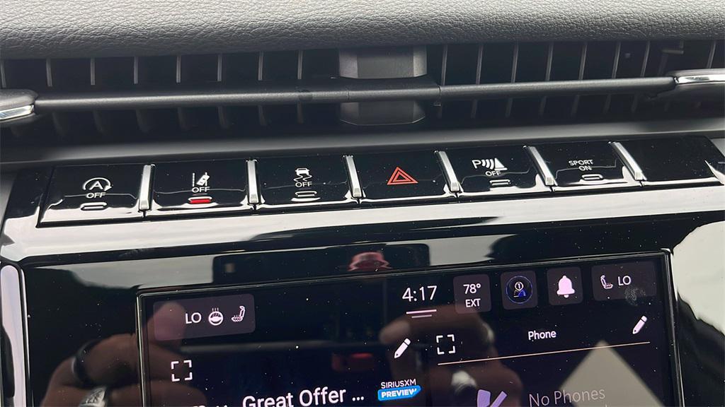 used 2025 Jeep Grand Cherokee car, priced at $38,135
