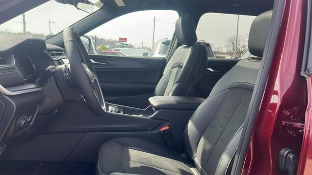 new 2025 Jeep Grand Cherokee L car, priced at $48,411