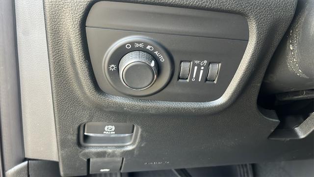 new 2025 Jeep Grand Cherokee L car, priced at $48,411