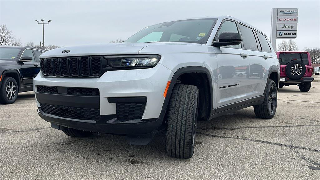 new 2025 Jeep Grand Cherokee L car, priced at $48,411