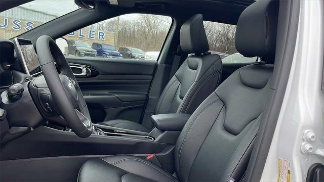 new 2025 Jeep Compass car, priced at $36,030