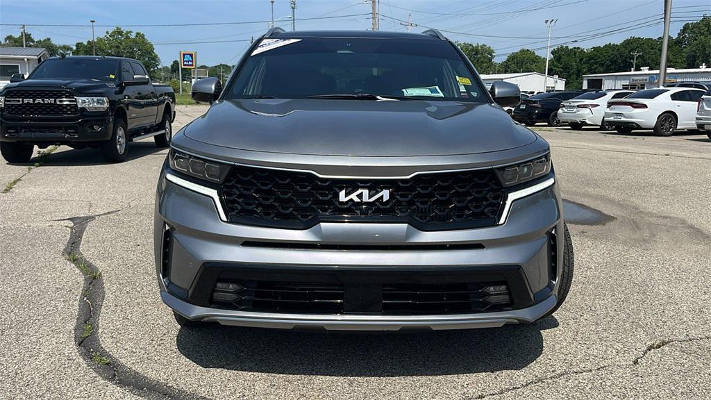 used 2023 Kia Sorento Plug-In Hybrid car, priced at $39,605