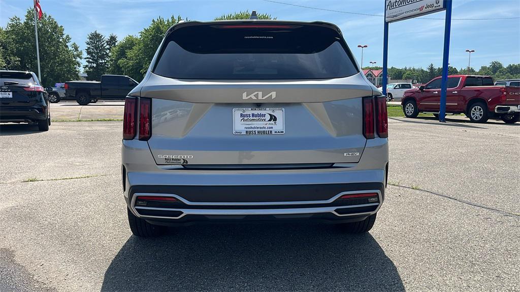used 2023 Kia Sorento Plug-In Hybrid car, priced at $39,605