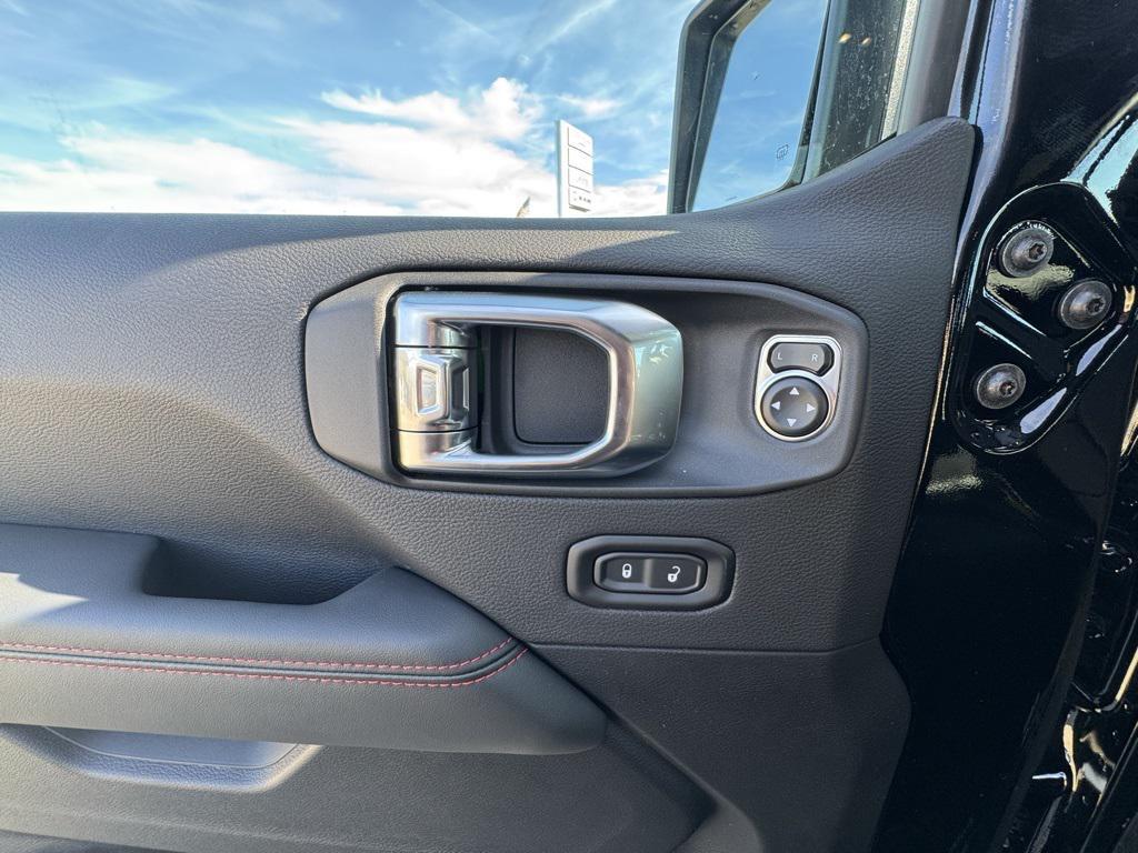 new 2026 Jeep Wrangler car, priced at $70,017