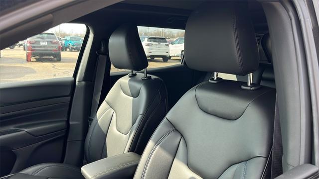 new 2025 Jeep Compass car, priced at $36,573