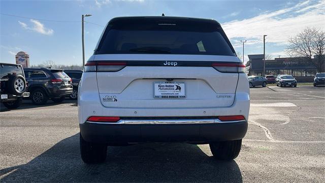 used 2022 Jeep Grand Cherokee car, priced at $34,780