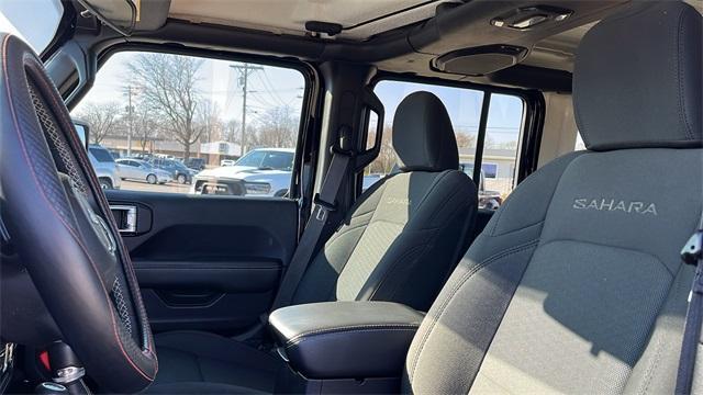 used 2019 Jeep Wrangler Unlimited car, priced at $31,999