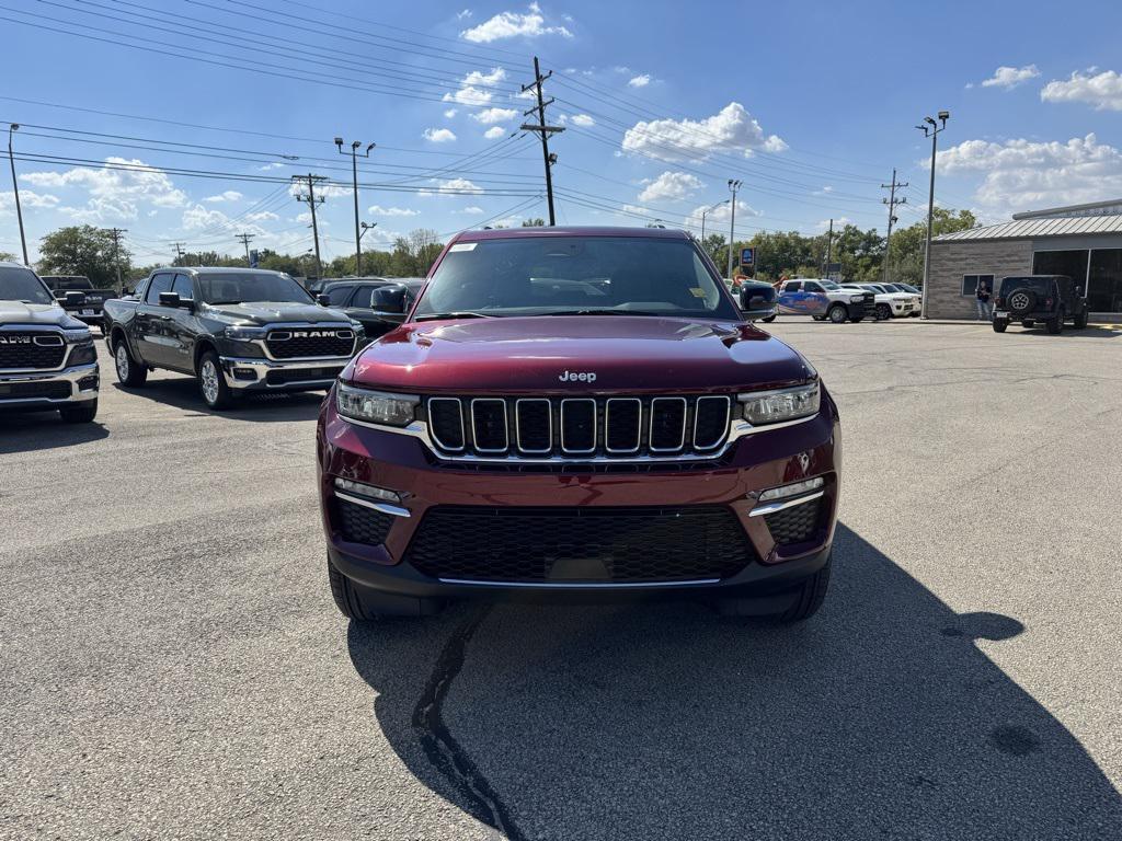 new 2025 Jeep Grand Cherokee car, priced at $46,474