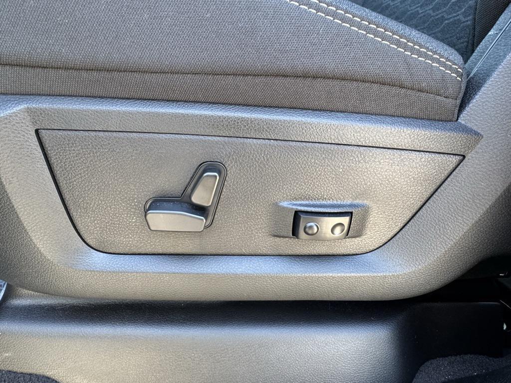 new 2025 Ram 2500 car, priced at $71,909