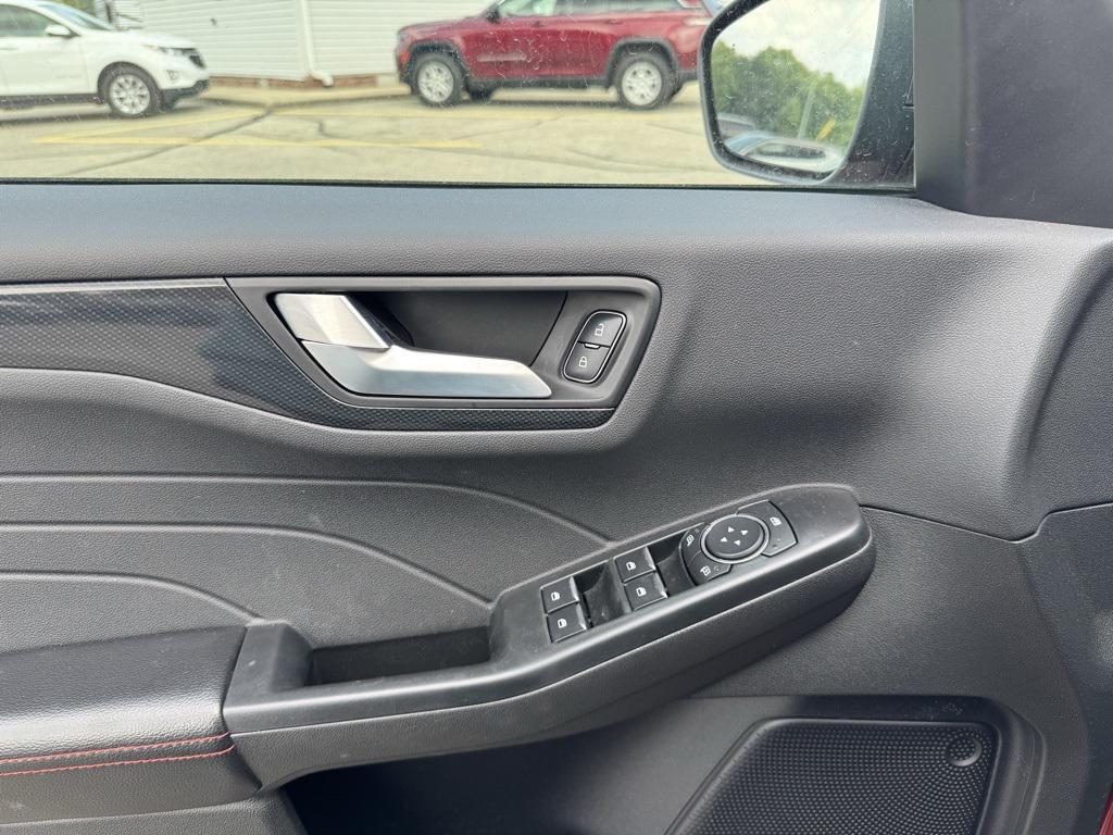 used 2023 Ford Escape car, priced at $26,520
