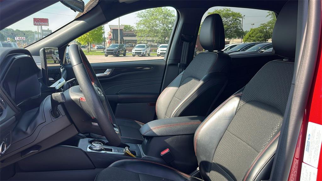 used 2023 Ford Escape car, priced at $26,620
