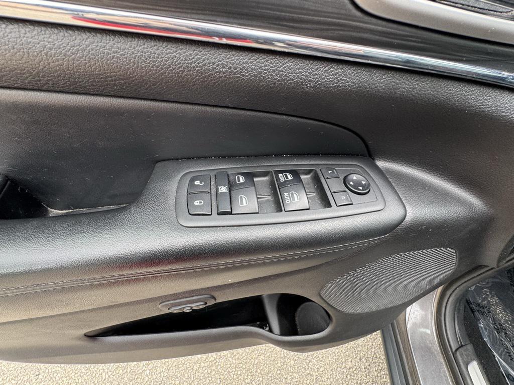 used 2019 Jeep Grand Cherokee car, priced at $19,920