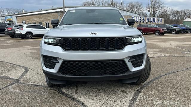 new 2025 Jeep Grand Cherokee car, priced at $46,470