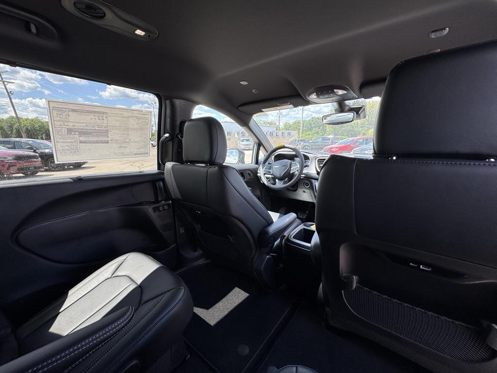 new 2026 Chrysler Pacifica car, priced at $44,371