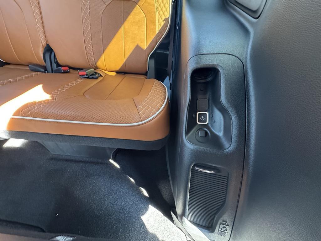 new 2026 Chrysler Pacifica car, priced at $58,075