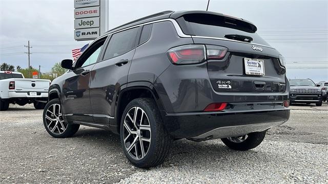 new 2024 Jeep Compass car, priced at $39,610