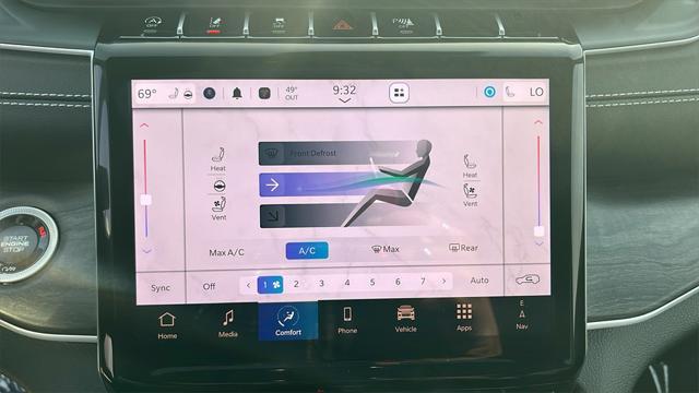 new 2025 Jeep Grand Cherokee car, priced at $55,010