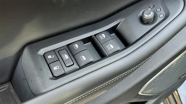 new 2025 Jeep Grand Cherokee car, priced at $55,010