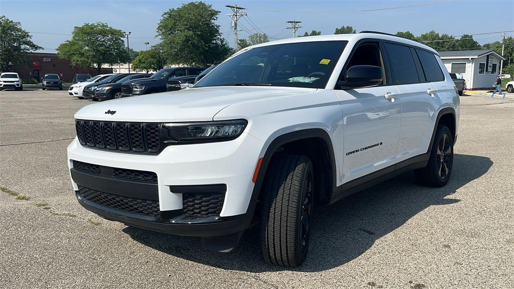 used 2025 Jeep Grand Cherokee L car, priced at $41,865