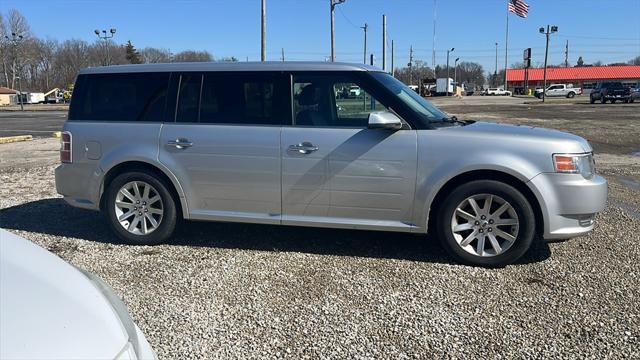 used 2009 Ford Flex car, priced at $3,195