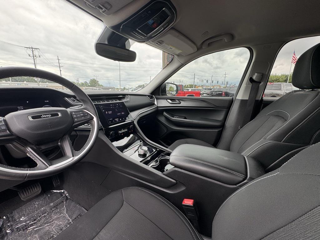 used 2023 Jeep Grand Cherokee car, priced at $29,940